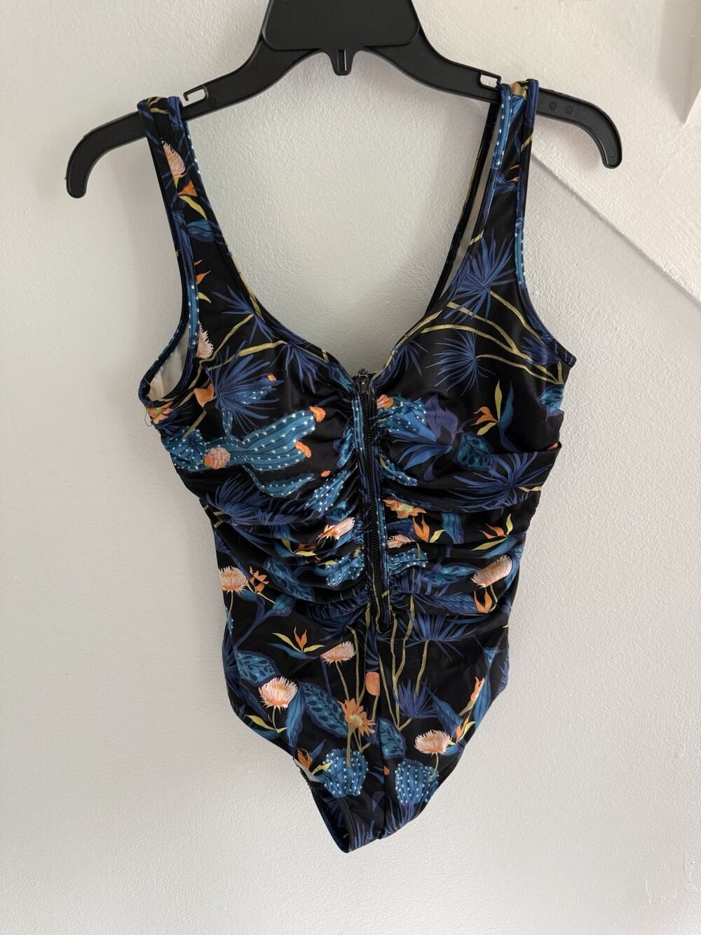 Delimira Front Ruched 1 Pc Swimsuit Womens size 8-10 Floral Beach